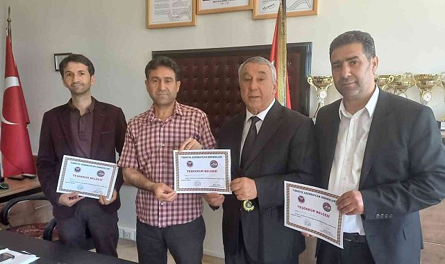 Serdar Ünsal'dan öğretmenlere teşekkür belgesi