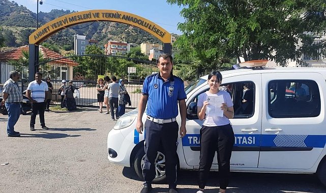 Sınava geç kalmasınlar diye zabıta ekipleri seferber oldu