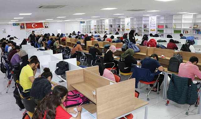 Sınava girecek öğrencilerden Canpolat&#039;a teşekkür