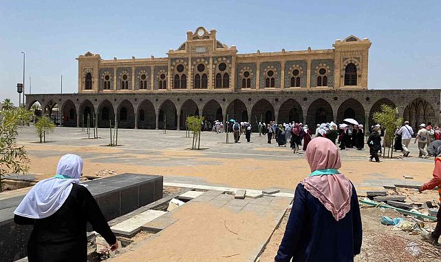 Sinop ve Samsunlu hacılar Medine'den Mekke'ye yola çıktı