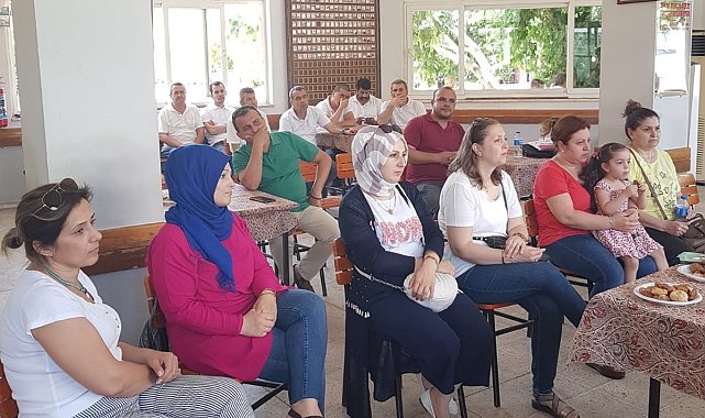 Şoför eşlerine "En iyi narkotik polis anne" projesi anlatıldı