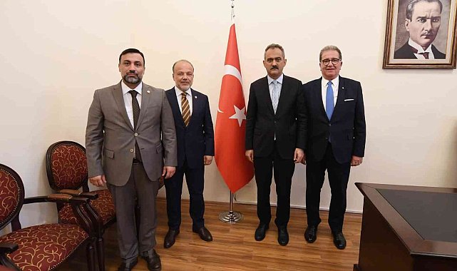 Söke Ticaret Borsası Başkanı Nejat Seğel, Bakan Özer ile görüştü