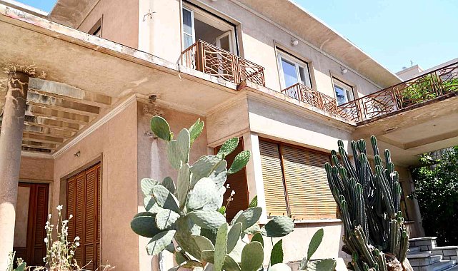 Söke'nin sembolü Kaktüslü Ev'de restorasyon başladı