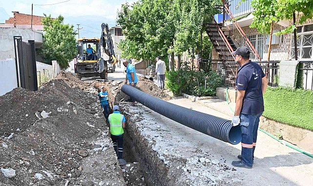 Spil Mahallesi'nde kanalizasyon sorunu çözüme kavuşuyor