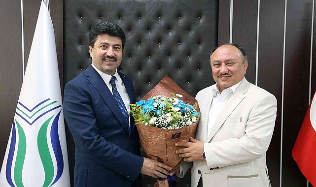 SUBÜ Teknoloji Fakültesi&#039;nde bayrak değişimi