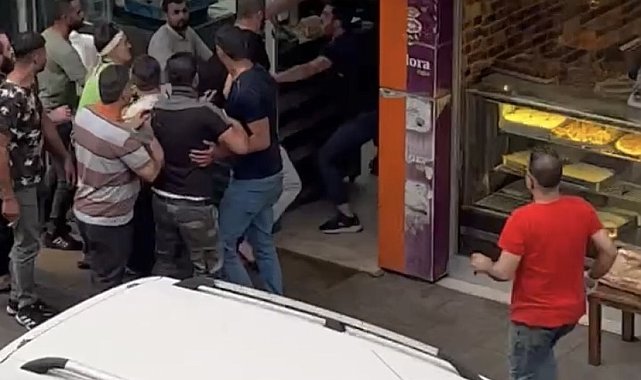 Sultanbeyli'de parasını ödemeyen müşteri ile lokanta çalışanları arasında kavga