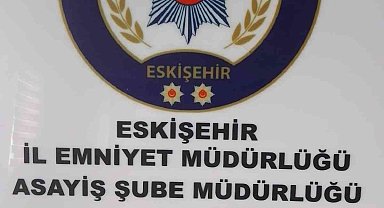 Şüpheli şahısta ruhsatsız silah ele geçirildi