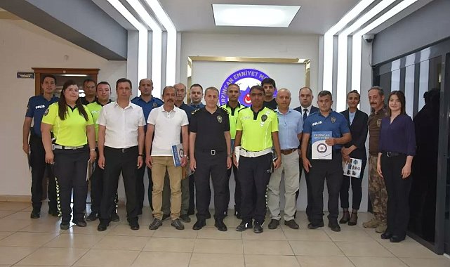 Sürücü kursunu başarıyla tamamlayan 362 emniyet personeline sertifika verildi