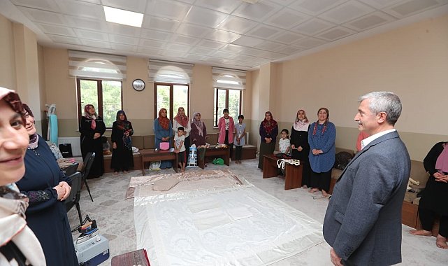 Tahmazoğlu kursiyerlerle buluştu