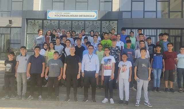 Tahmazoğlu'ndan LGS sınavına giren öğrencilere kumanya sürprizi