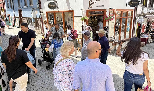 Tarihi Odunpazarı bölgesinde hafta sonu yoğunluğu
