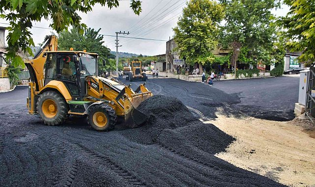 Tarsus Belediyesi 60 günde 21 mahallenin yolunu asfaltladı