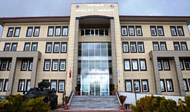 Tatvan&#039;da 11 hakim ve savcının görev yeri değişti