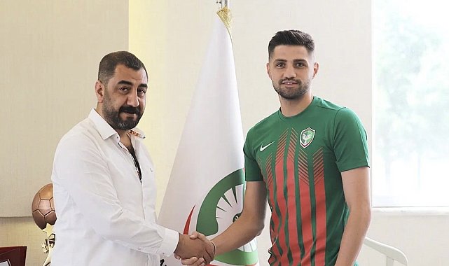 Tayyip Kanarya, Amedspor 1 yıllık sözleşme imzaladı