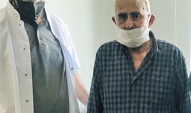 Tekerlekli sandalyeyle geldiği Egekent Hastanesi'nden yürüyerek ayrıldı