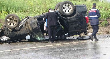 TEM'de 6 aracın karıştığı zincirleme kazada 10 kişi yaralandı