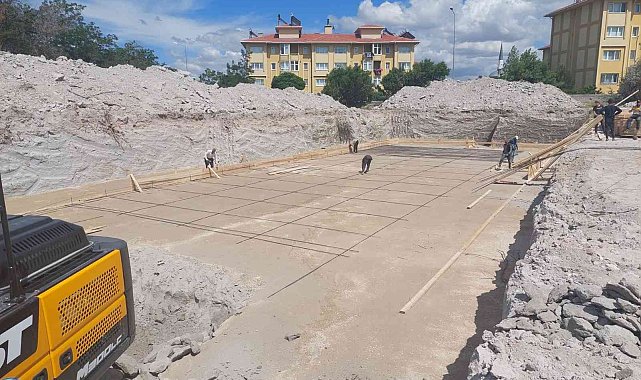Tomarza&#039;da öğrenci yurdunun temel açma çalışmaları başladı
