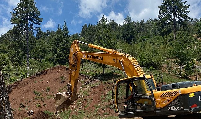 Toroslar&#039;da yol çalışmaları sürüyor