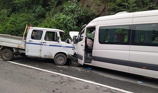 Trabzon'da trafik kazası: 3'ü ağır 5 yaralı