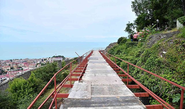 Trabzon'un ilk seyir terası Boztepe'de hayata geçiyor