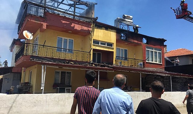 Tüplerin ardı ardına patladığı imalathane alevlere yenildi