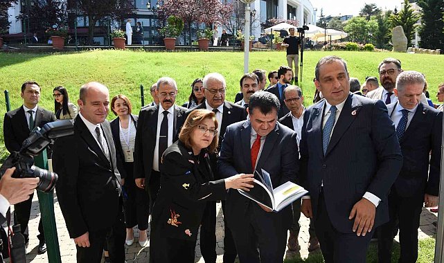 Türk Arkeoloji ve Kültürel Miras Enstitüsü 1. Arkeoloji şurası başladı