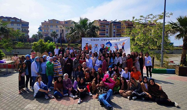 Türkeli MYO'dan Çocuk Oyunları Şenliği