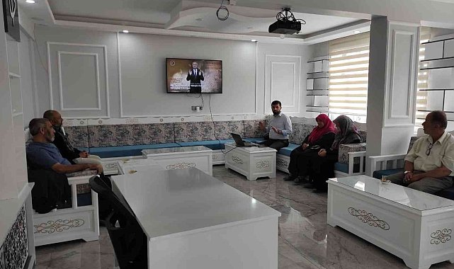 Türkeli'de hacı adaylarına eğitim