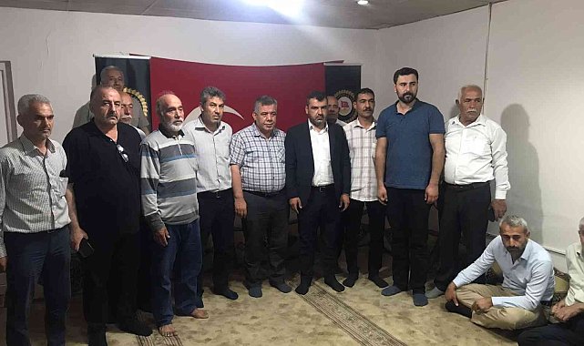 Ülkü Ocakları muhtar ve yabancı uyruklu vatandaşları barıştırdı