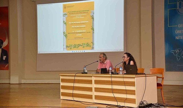 Uluslararası Felsefe konferansı başladı