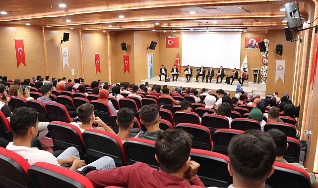 Üniversite hazırlık öğrencilerine sıra gecesi