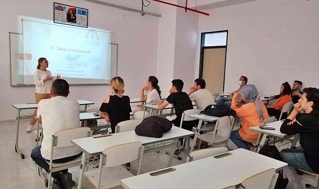 Üniversite öğrencilerine &quot;iyi tarım&quot; eğitimi verildi