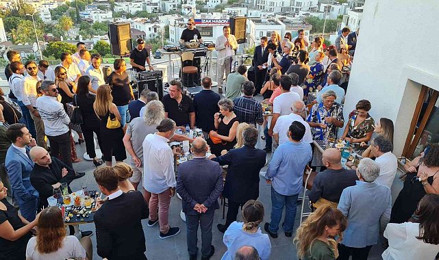 Ünlü besteci Bodrum&#039;da sahne aldı