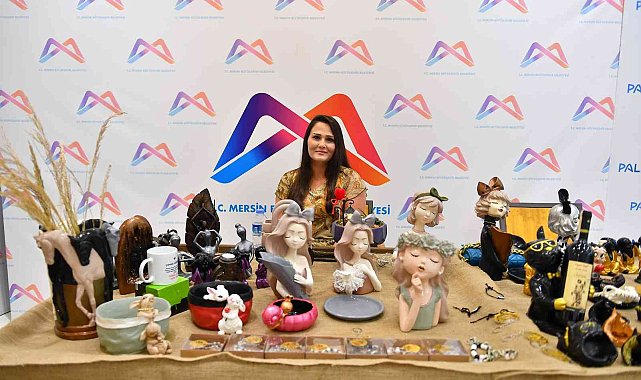 Üretici kadın stantları bu kez Babalar Günü'ne özel kuruldu