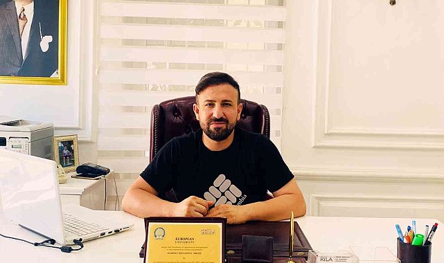 Uzman estetisyen Zübeyir Dalmış: &quot;İlk olarak cilde uygun temizleyici ile bakıma başlanmalı&quot;