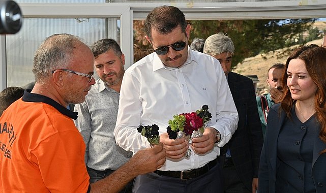 Vali Ayhan, hafta sonu temaslarını ilçelerde sürdürüyor