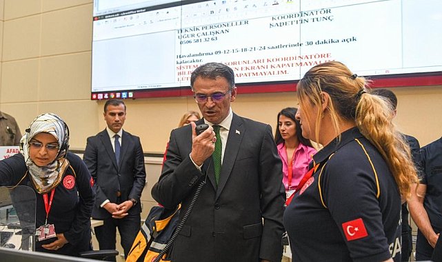 Vali Dr. Ozan Balcı telsizle sağlık çalışanlarına seslendi