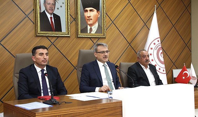 Vali Ekinci: "Bu yıl bizim hizmet yılımız olacak"