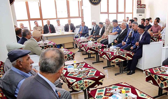 Vali Gündüzöz, Tokmak ve Akın ailelerine taziyede bulundu