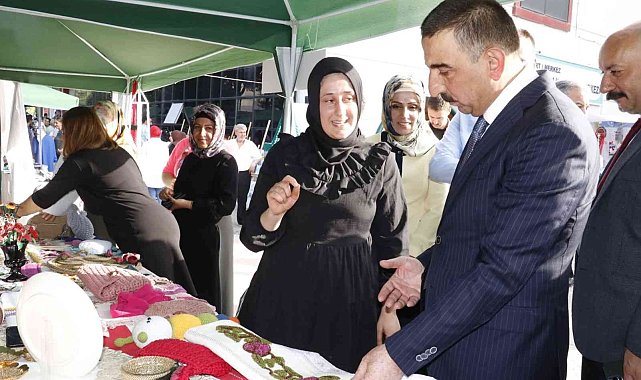 Vali Hacıbektaşoğlu 'Hayat Boyu Öğrenme Haftası' etkinliklerinde