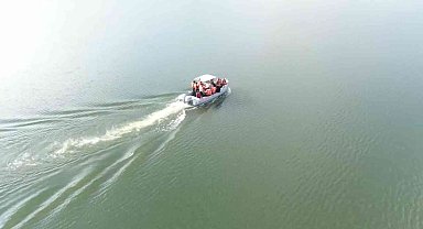 Vali Karadeniz, Demirköprü Barajı'ndaki denetim ve seyir faaliyetine katıldı