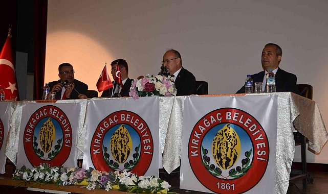 Vali Karadeniz, Kırkağaç'ta muhtarlar ve STK'larla bir araya geldi