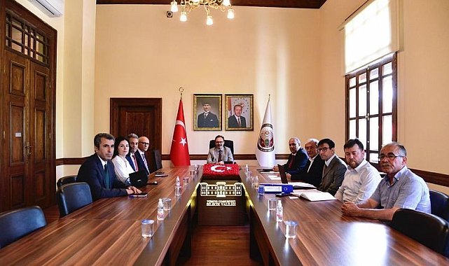 Vali Kızılkaya &quot;Çiftçilerimiz üreterek kazanacak&quot;