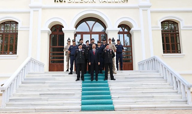 Vali Kızılkaya&#039;dan kutsal görev ifa eden jandarma personeline teşekkür