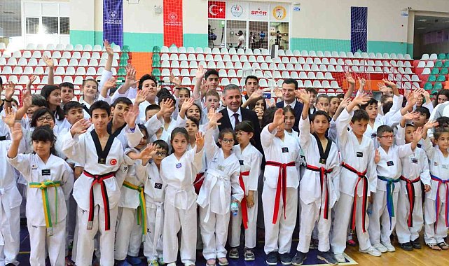 Vali Mete Buhara: &quot;Çocuklarımız, sportif aktivitelerle dolu dolu yaz tatili geçirsin&quot;