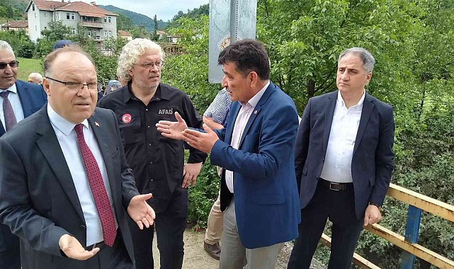 Vali Tutulmaz selden zarar gören bölgelerde inceleme yaptı