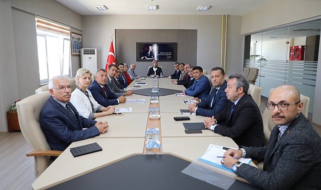 Vali Yiğitbaşı, İl Özel İdaresi'nin çalışmaları hakkında bilgilendirildi