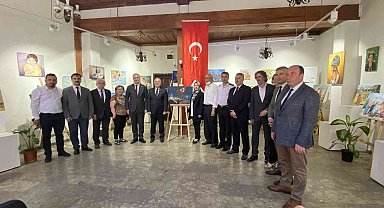 Yağlı boya sergisi beğeni topladı