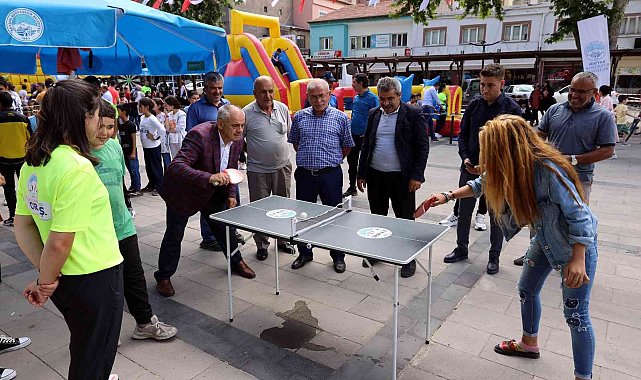 Yahyalı Belediyesi&#039;nden çocuklara karne eğlencesi