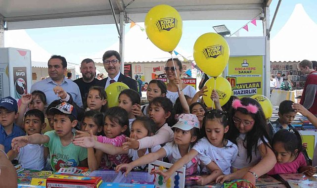 Yalçın&#039;dan kitap fuarına tam destek